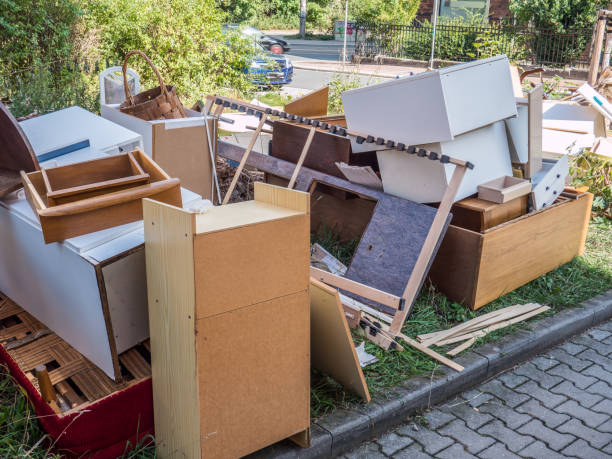 Best Yard Waste Removal  in Paxton, IL