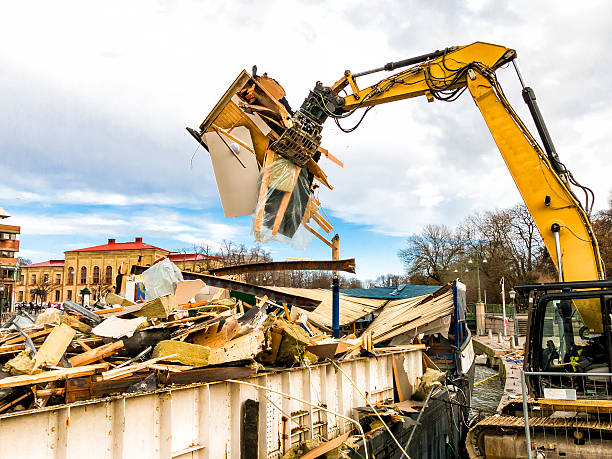 Best Junk Hauling Services  in Paxton, IL